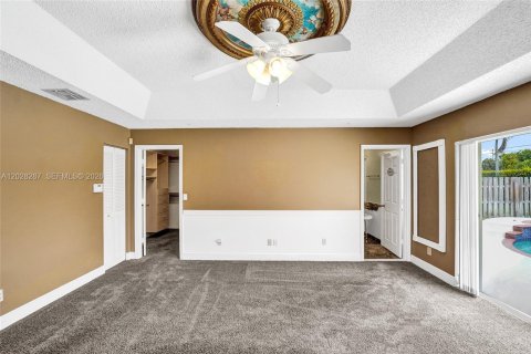 Villa ou maison à vendre à Davie, Floride: 4 chambres, 218.32 m2 № 2087358 - photo 16