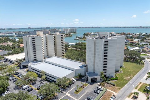 Condo in Gulfport, Florida, 3 bedrooms  № 2316763