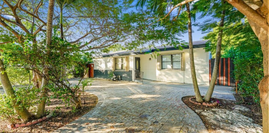 Villa ou maison à Hollywood, Floride 4 chambres, 197.97 m2 № 1997499