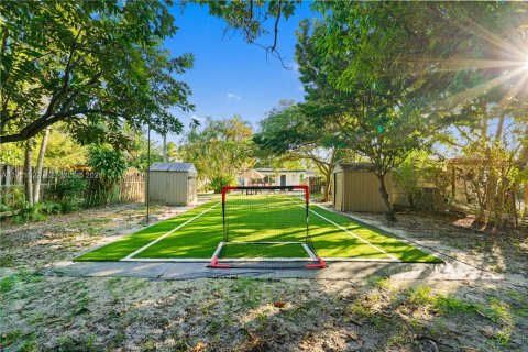 Villa ou maison à vendre à Hollywood, Floride: 4 chambres, 197.97 m2 № 1997499 - photo 30
