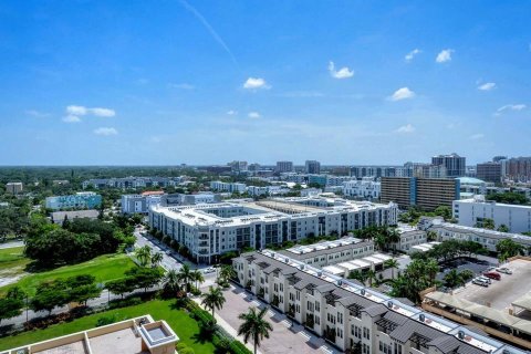 Condominio en alquiler en Sarasota, Florida, 2 dormitorios, 137.87 m2 № 1334567 - foto 10