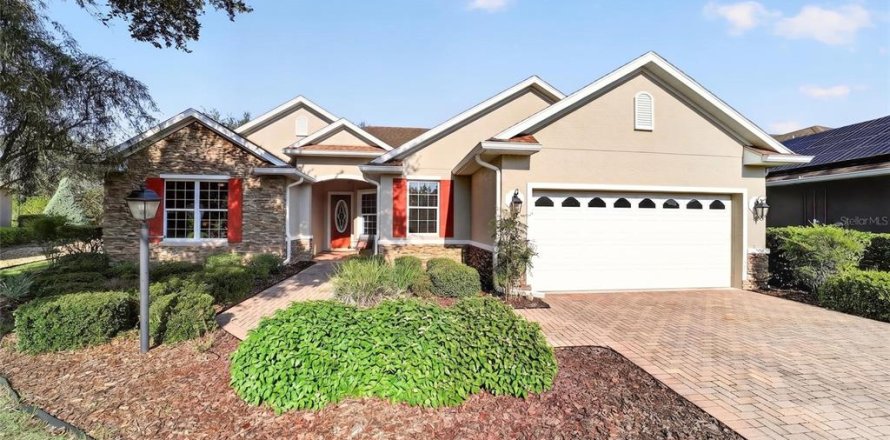 Villa ou maison à Ocala, Floride 3 chambres, 216.46 m2 № 2312432