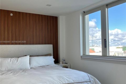 Copropriété à louer à Surfside, Floride: 2 chambres, 86.12 m2 № 2008753 - photo 11