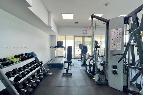 Copropriété à louer à Surfside, Floride: 2 chambres, 86.12 m2 № 2008753 - photo 23