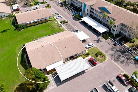 Condo in Bradenton, Florida, 2 bedrooms  № 1414175 - photo 24