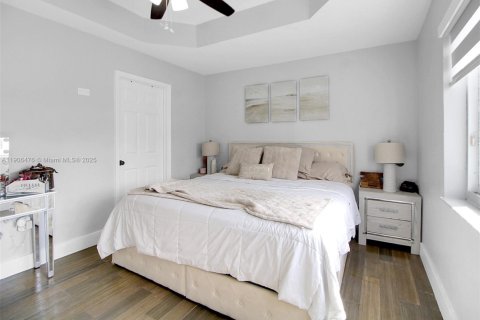 Casa en venta en Miami, Florida, 3 dormitorios, 127.55 m2 № 1963024 - foto 13