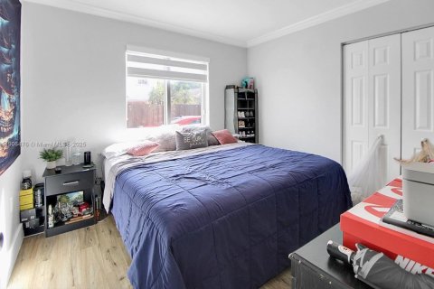 Casa en venta en Miami, Florida, 3 dormitorios, 127.55 m2 № 1963024 - foto 19