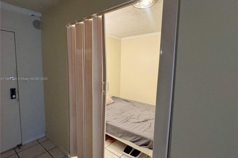 Condominio en venta en Miami Beach, Florida, 2 dormitorios, 104.14 m2 № 1929480 - foto 9