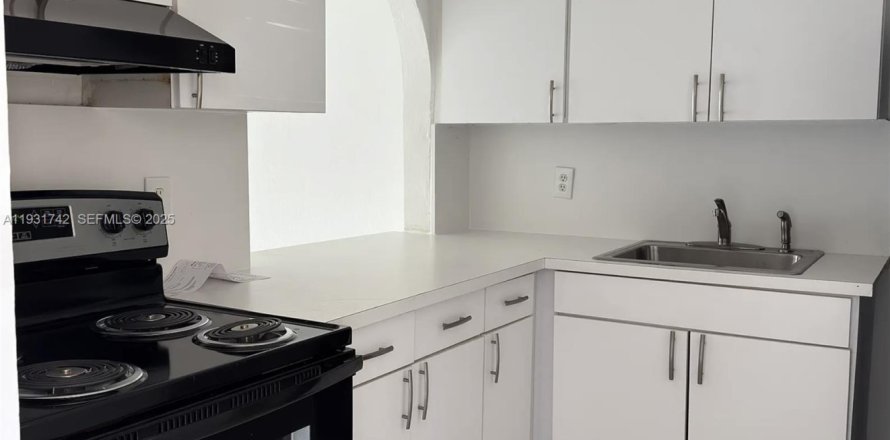 Condo à Miami Gardens, Floride, 2 chambres  № 1990537