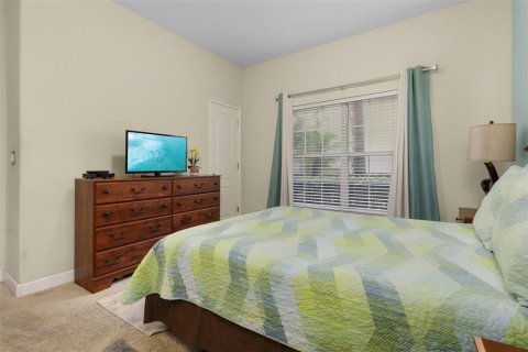 Townhouse in STOREY LAKE in Kissimmee, Florida 4 bedrooms, 177.81 sq.m. № 1192659 - photo 10