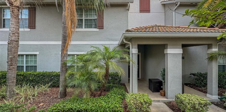 Townhouse in STOREY LAKE in Kissimmee, Florida 4 bedrooms, 177.81 sq.m. № 1192659