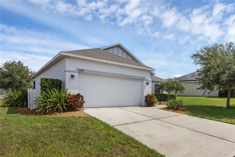 House in Mascotte, Florida 4 bedrooms, 148.64 sq.m. № 1885031 - photo 2