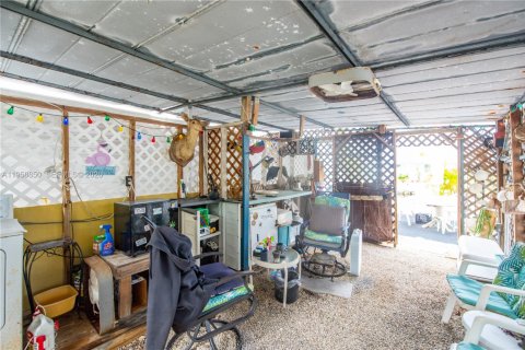 House in Big Pine Key, Florida 3 bedrooms, 93.65 sq.m. № 2080580 - photo 27