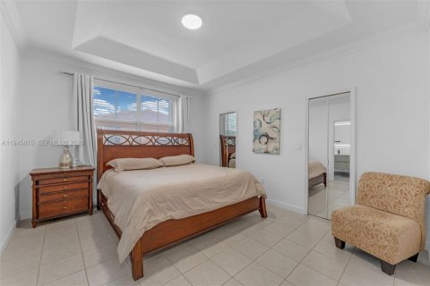 Townhouse in Doral, Florida 3 bedrooms, 142.23 sq.m. № 2003030 - photo 16