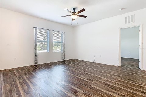 House in Haines City, Florida 3 bedrooms, 153.75 sq.m. № 1904498 - photo 8