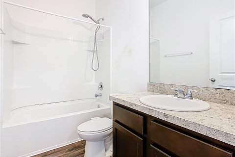 House in Haines City, Florida 3 bedrooms, 153.75 sq.m. № 1904498 - photo 23