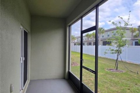 Touwnhouse à louer à Zephyrhills, Floride: 3 chambres, 151.8 m2 № 2156467 - photo 24