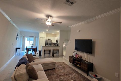 Touwnhouse à louer à Zephyrhills, Floride: 3 chambres, 151.8 m2 № 2156467 - photo 2