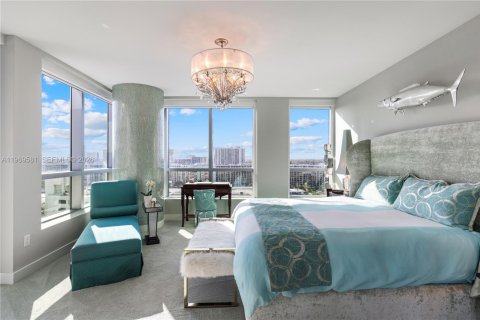 Condo in Hollywood, Florida, 3 bedrooms  № 2033564 - photo 18