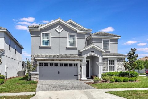 House in Davenport, Florida 8 bedrooms, 363.15 sq.m. № 2221107
