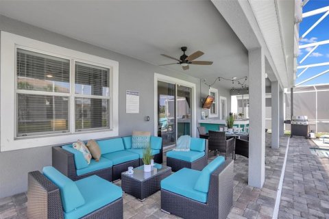 House in Davenport, Florida 8 bedrooms, 363.15 sq.m. № 2221107 - photo 15