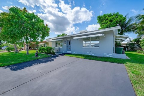 Купить виллу или дом в Тамарак, Флорида 3 комнаты, 96.34м2, № 2250645 - фото 4