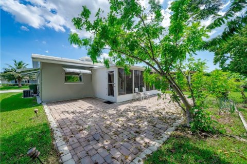 Купить виллу или дом в Тамарак, Флорида 3 комнаты, 96.34м2, № 2250645 - фото 18