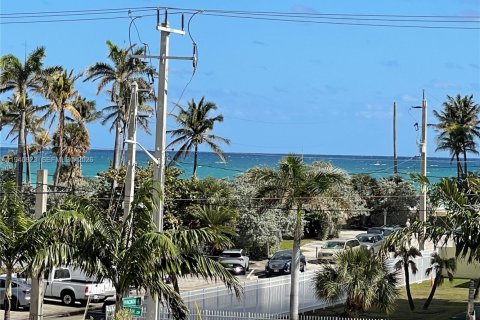 Снять в аренду кондоминиум в Холливуд, Флорида 2 спальни, 117.24м2, № 2003414 - фото 4