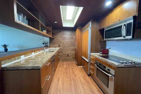 Copropriété à louer à Miami, Floride: 2 chambres, 88.44 m2 № 2435227 - photo 8