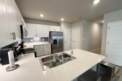 Casa en venta en Port Charlotte, Florida, 2 dormitorios, 139.35 m2 № 1886328 - foto 9