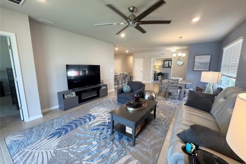 Casa en venta en Port Charlotte, Florida, 2 dormitorios, 139.35 m2 № 1886328 - foto 5