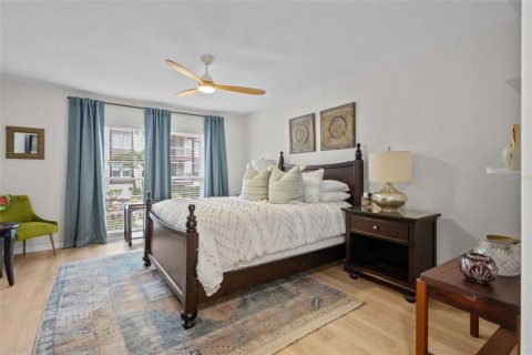 Condo in Clearwater, Florida, 2 bedrooms № 2203422 - photo 12