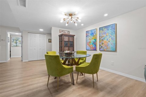 Condo in Clearwater, Florida, 2 bedrooms № 2203422 - photo 7