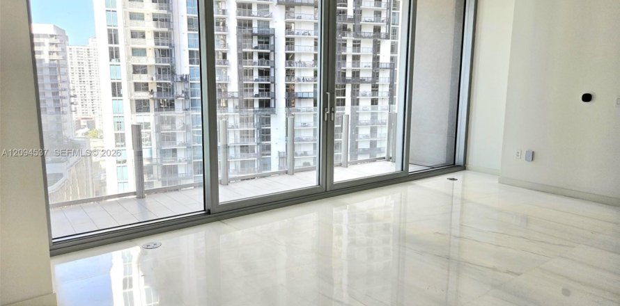Condo in Miami, Florida, 1 bedroom  № 2381383
