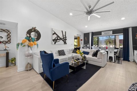 Condo in Clearwater, Florida, 2 bedrooms  № 1810585 - photo 12
