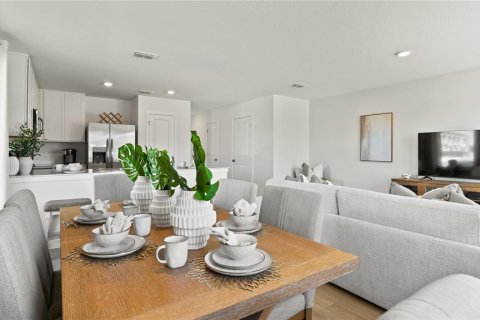 Townhouse in Winter Haven, Florida 3 bedrooms, 132.2 sq.m. № 2211010 - photo 7