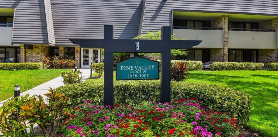 Condominio en Palm Harbor, Florida, 2 dormitorios  № 2127989