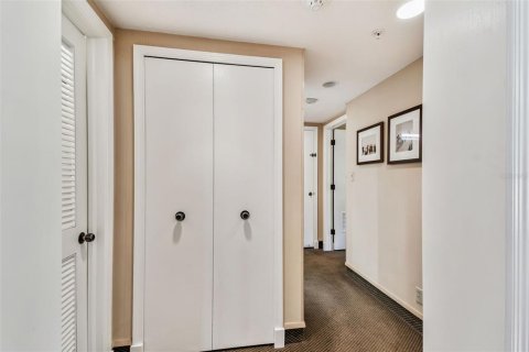 Condominio en venta en Palm Harbor, Florida, 2 dormitorios, 112.41 m2 № 2127989 - foto 19