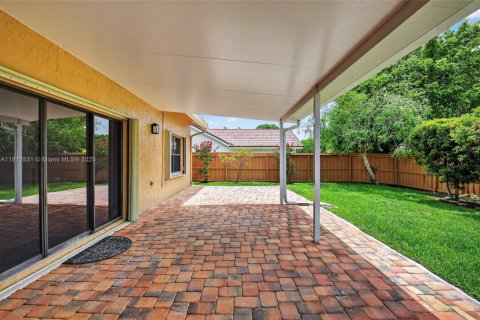 Villa ou maison à louer à Boynton Beach, Floride: 4 chambres, 195.28 m2 № 1932742 - photo 18