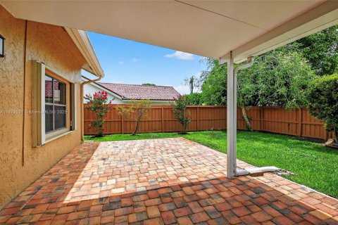 Villa ou maison à louer à Boynton Beach, Floride: 4 chambres, 195.28 m2 № 1932742 - photo 17