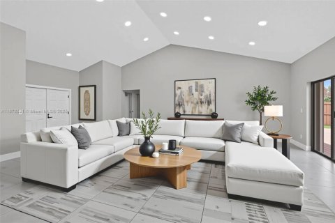 Villa ou maison à louer à Boynton Beach, Floride: 4 chambres, 195.28 m2 № 1932742 - photo 5