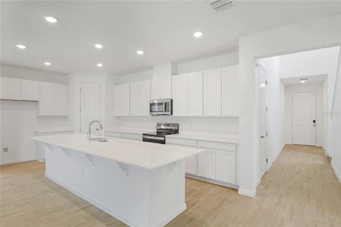Купить виллу или дом в Денди, Флорида 11 комнат, 224.27м2, № 2277932 - фото 4