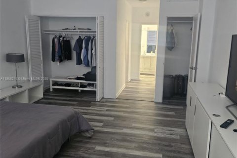 Купить кондоминиум в Майами-Бич, Флорида 1 спальня, 120.31м2, № 1980000 - фото 5