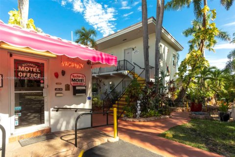Hotel in Hollywood, Florida № 1729800 - photo 26