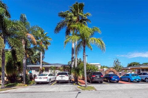 Hotel in Hollywood, Florida № 1729800 - photo 1