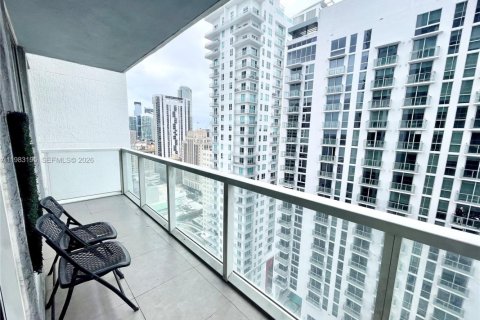 Condo in Miami, Florida, 1 bedroom  № 2184248 - photo 3
