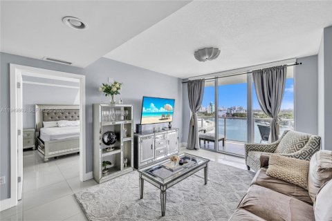 Купить кондоминиум в Майами-Бич, Флорида 2 спальни, 87.51м2, № 2005580 - фото 6