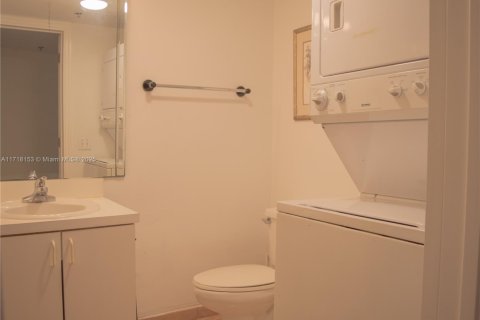 Condominio en venta en Miami Beach, Florida, 1 dormitorio, 77.11 m2 № 1472762 - foto 17