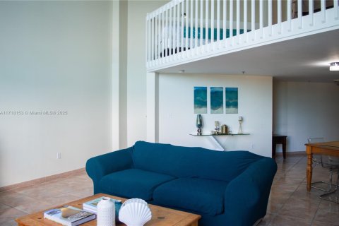 Condominio en venta en Miami Beach, Florida, 1 dormitorio, 77.11 m2 № 1472762 - foto 4