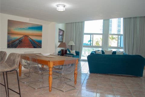 Condominio en venta en Miami Beach, Florida, 1 dormitorio, 77.11 m2 № 1472762 - foto 6
